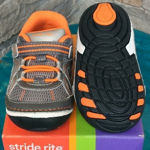 Stride Rite SRT SM Damien size 5M